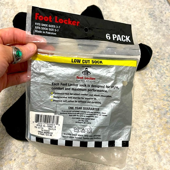 New In Bag 6-pair Baby Low Cut Socks In Black By Foot Locker 3-7 Months - Picture 5 of 7